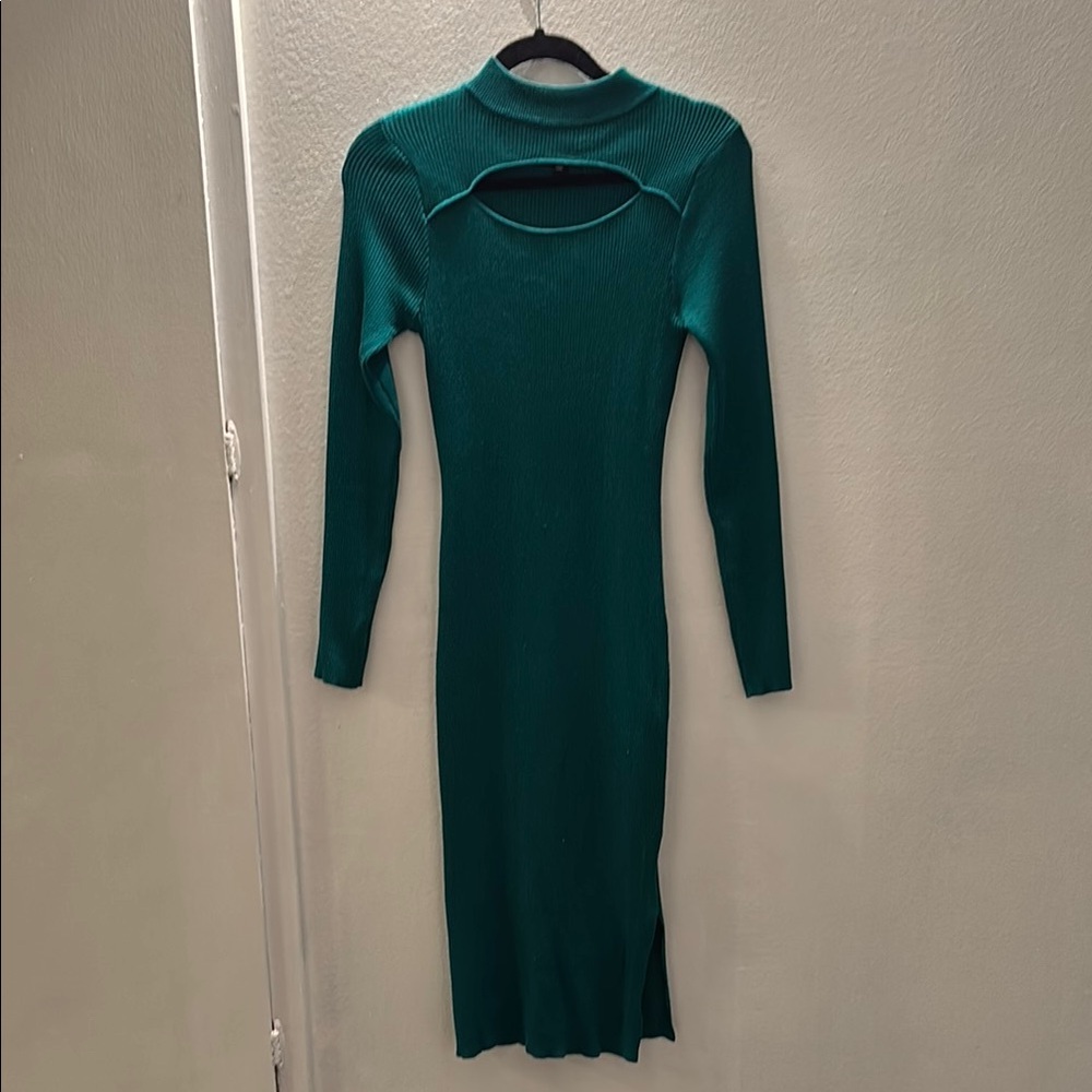 Elegant Green Long Sleeve Dress